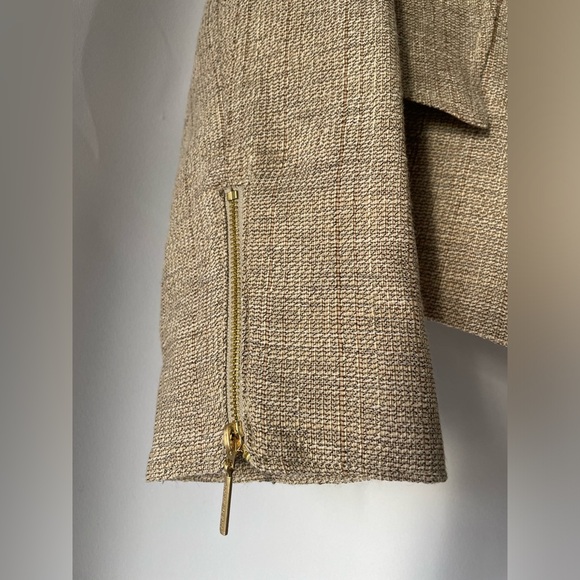 Anne Klein Tweed light Tan Blazer size10 gold zippers, front clasps NWOT - Picture 4 of 8